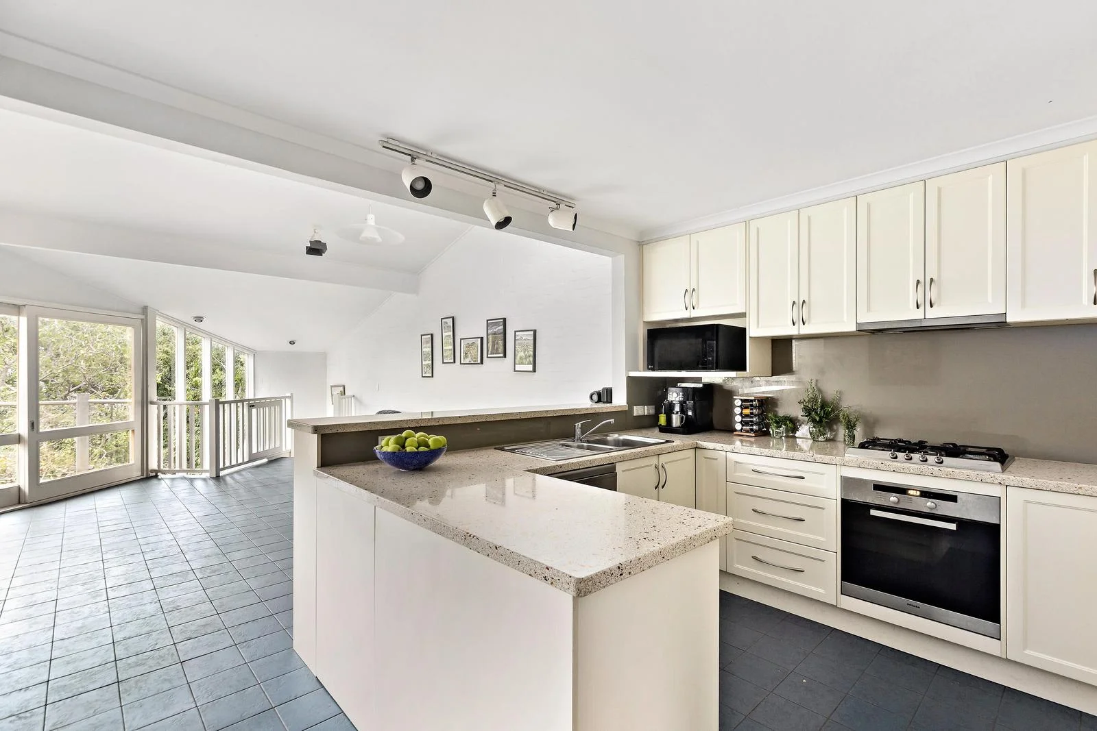 Additional image 3 of 176 Clarke Street, Northcote VIC 3070