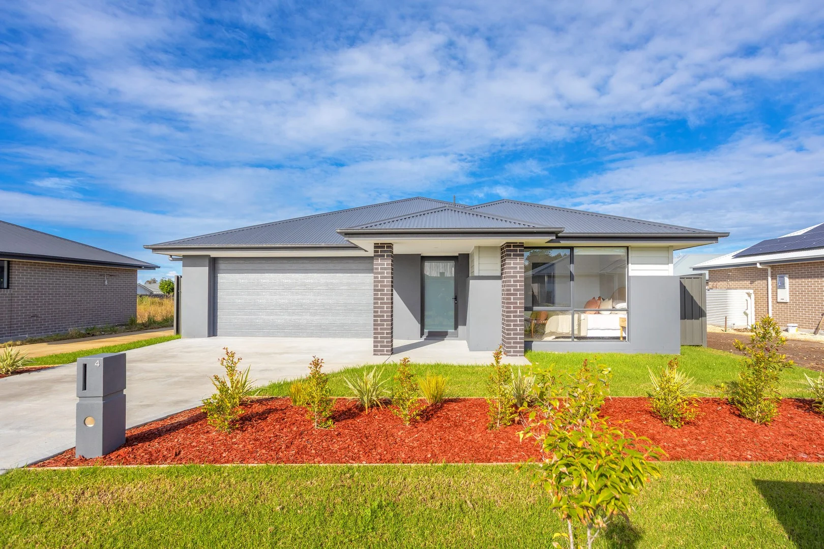 4 Peony Avenue, Old Bar NSW 2430