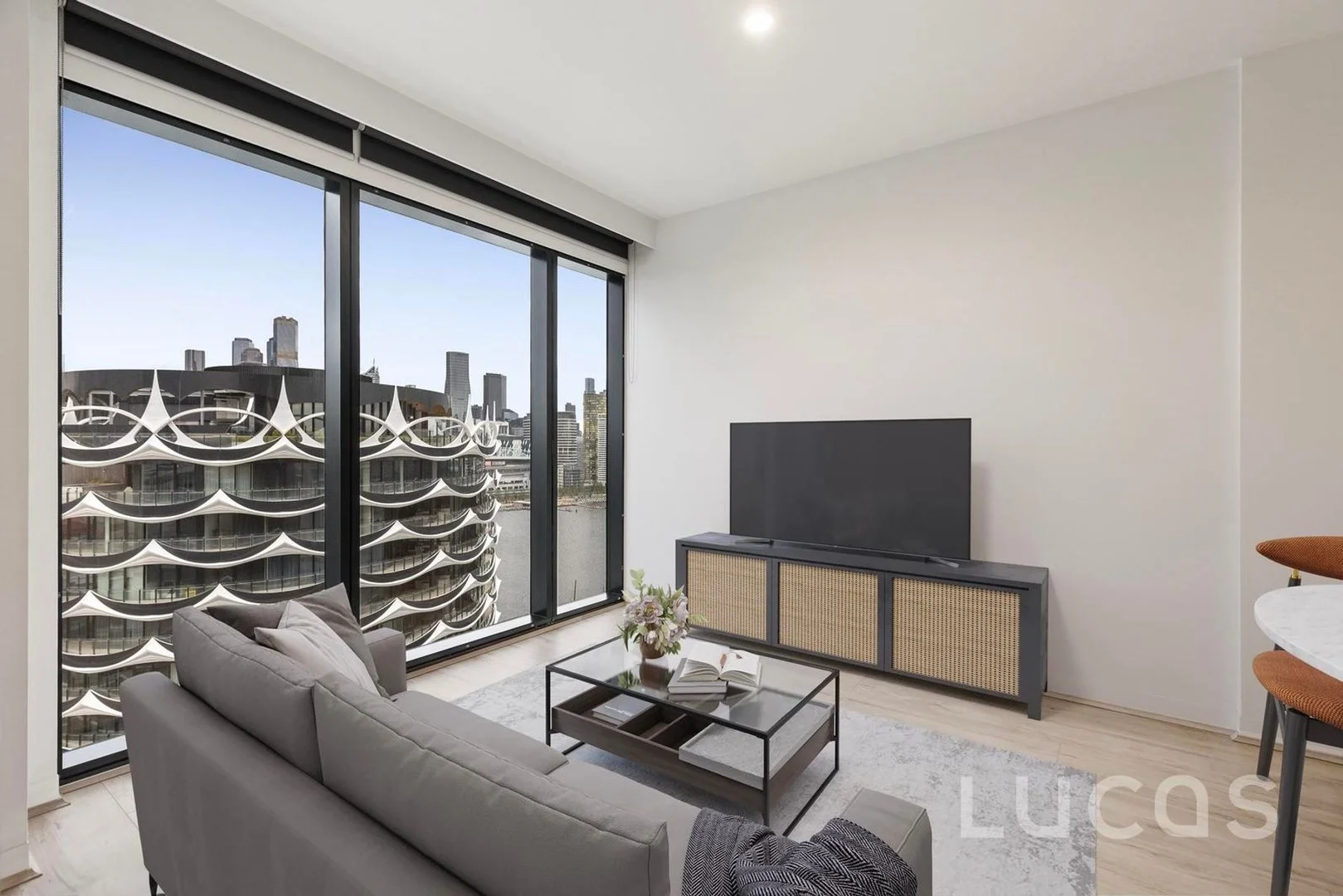 Additional image 2 of 2011/8 Pearl River Road, Docklands VIC 3008