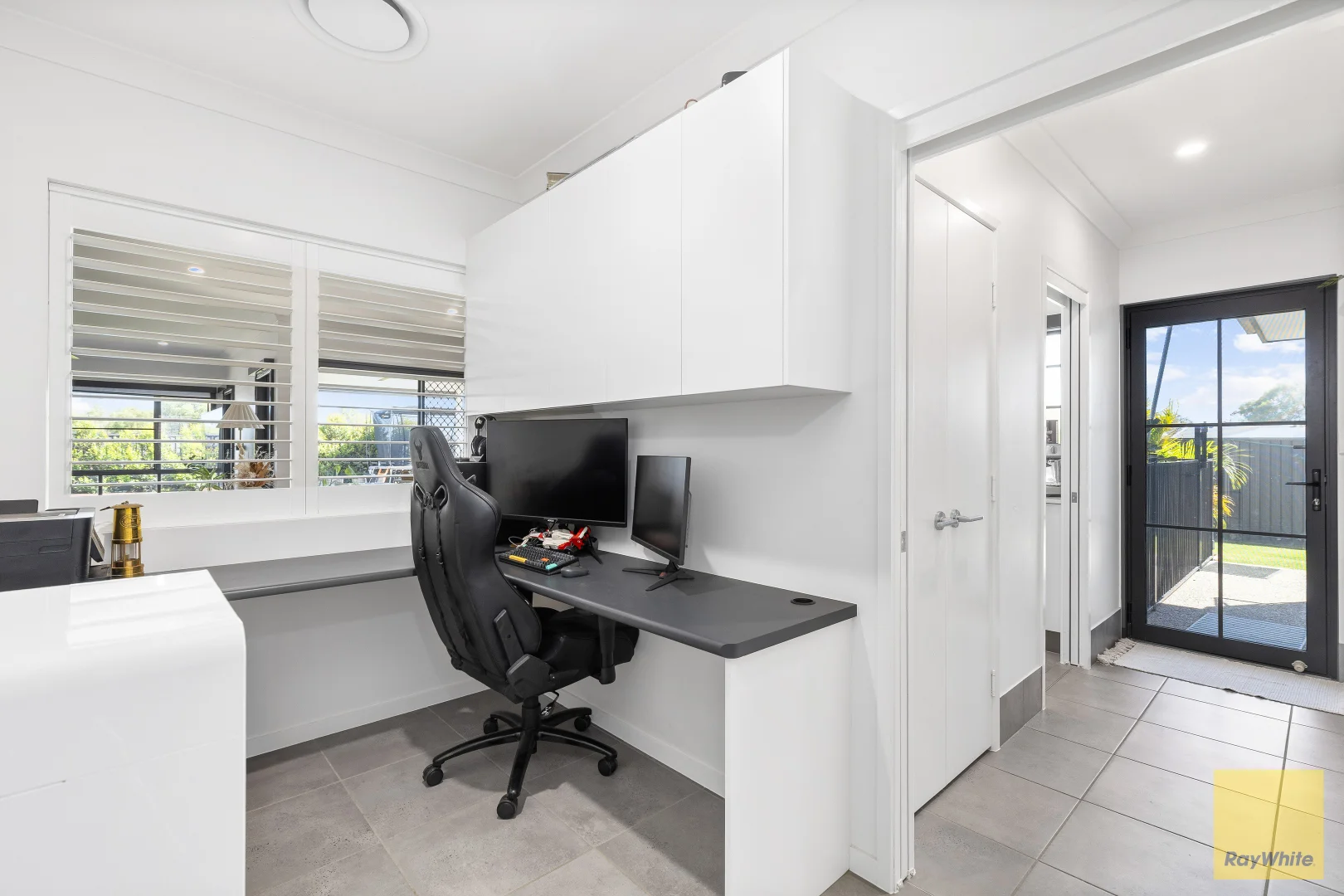 Additional image 22 of 28 Longford Street, Emerald QLD 4720