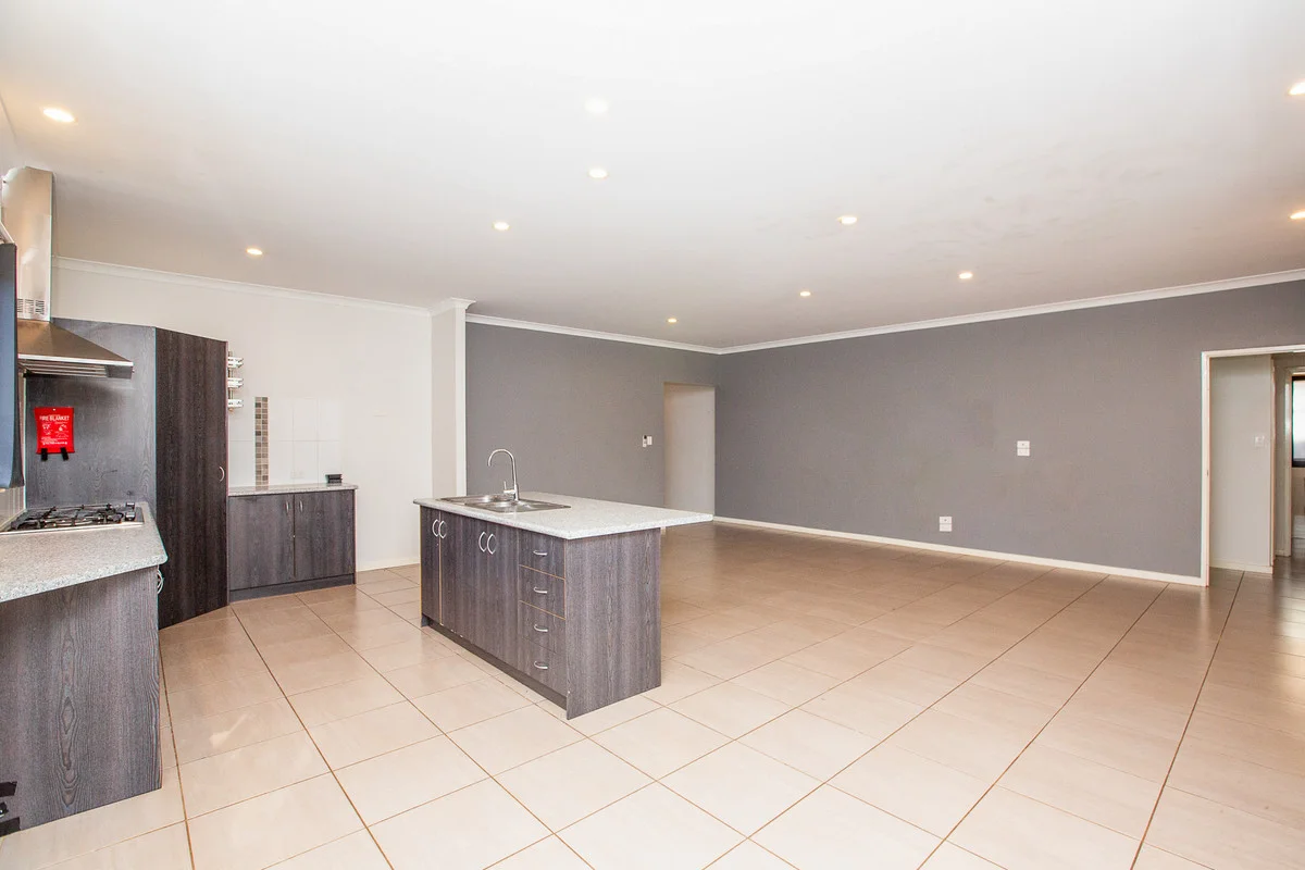 Additional image 6 of 25 Huxtable Crescent, South Hedland WA 6722