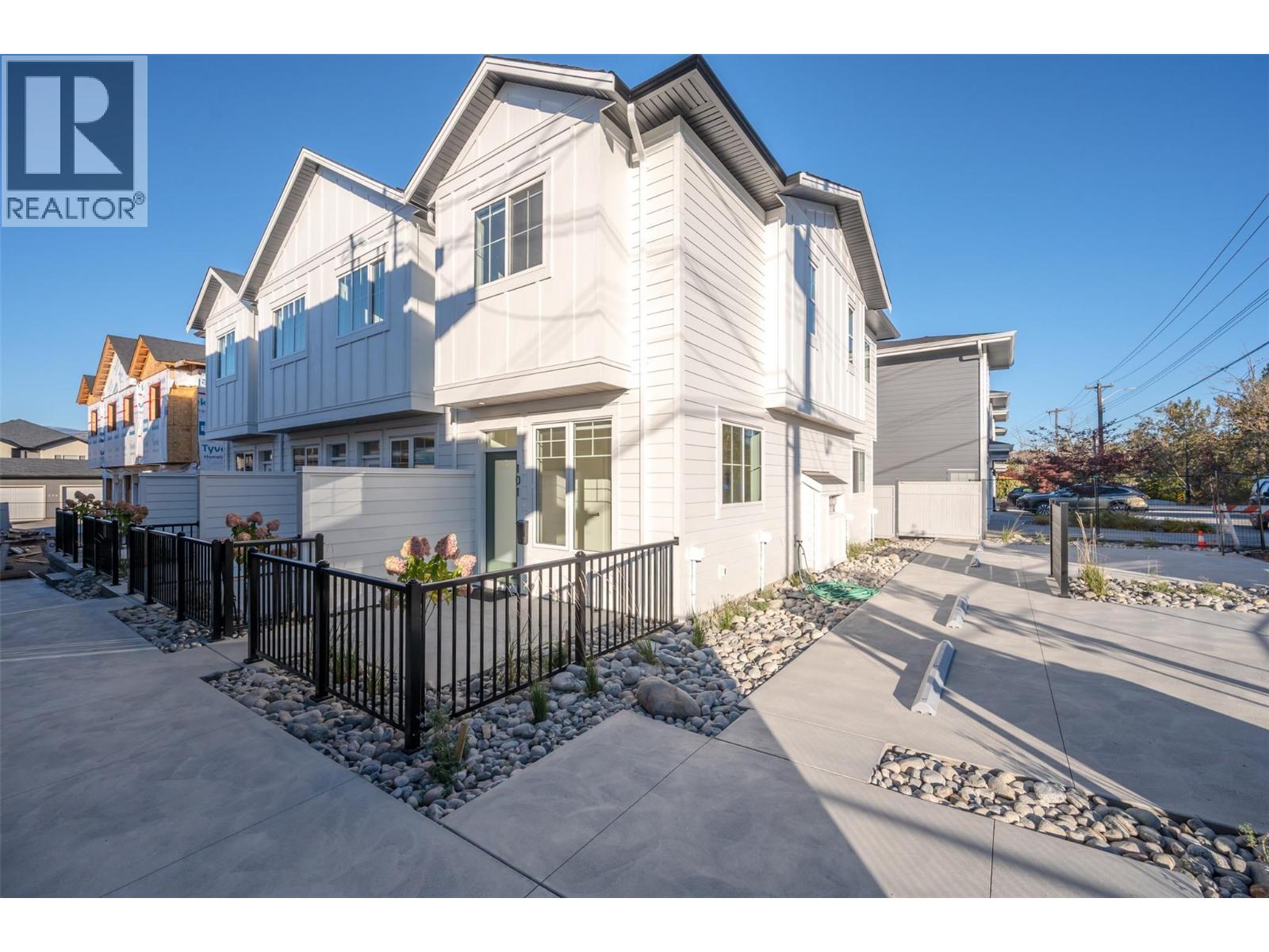 795 Ontario Street Unit# 106