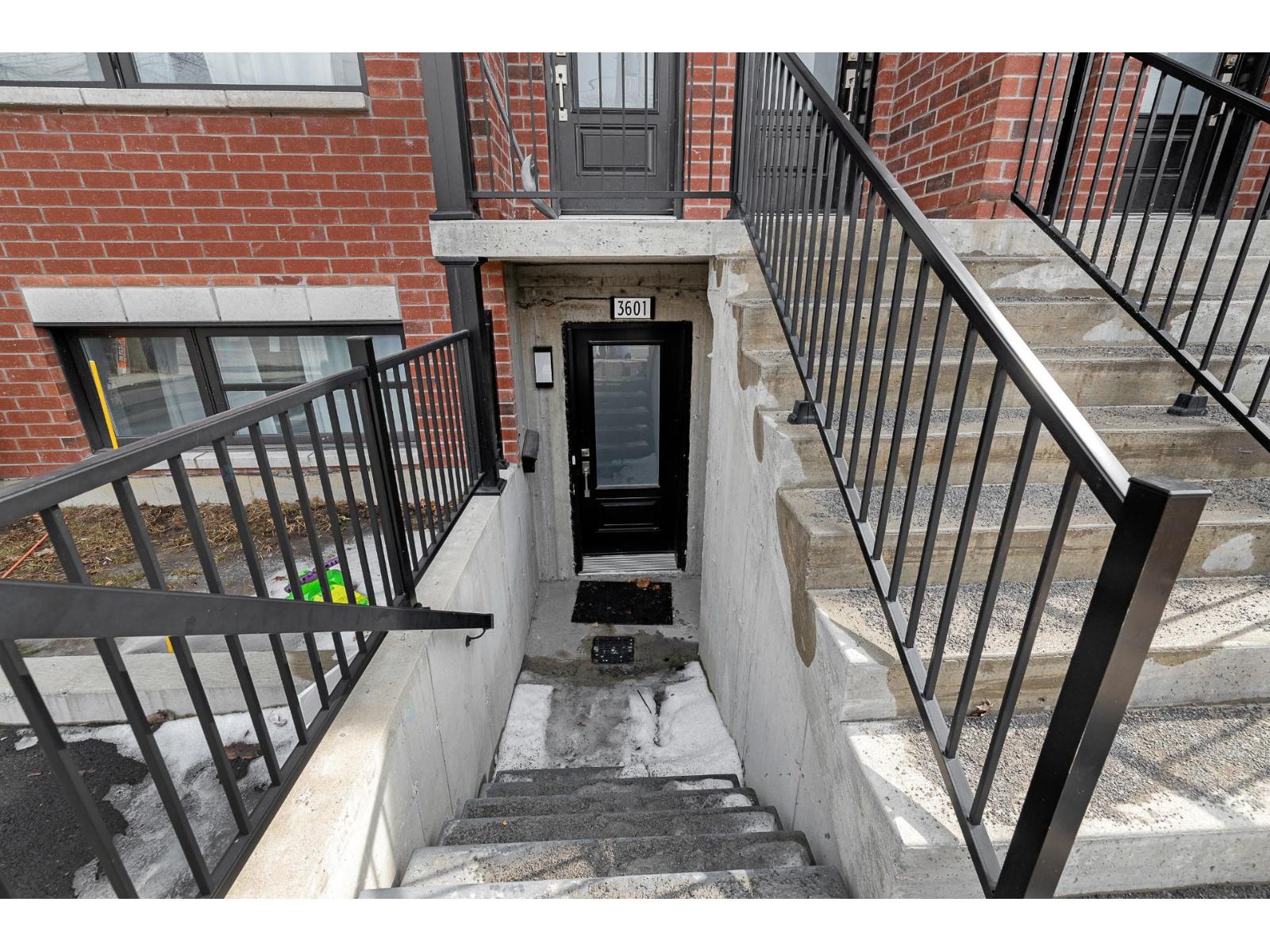 3615 Mtée St-Hubert