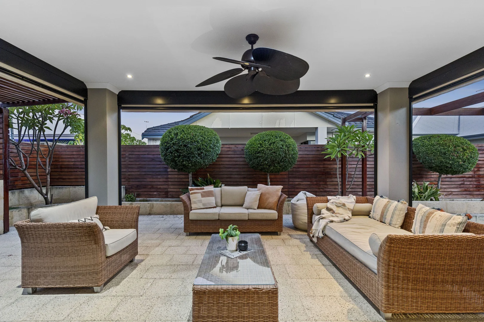 22 Veronica Parkway, Stirling WA 6021 photo 2