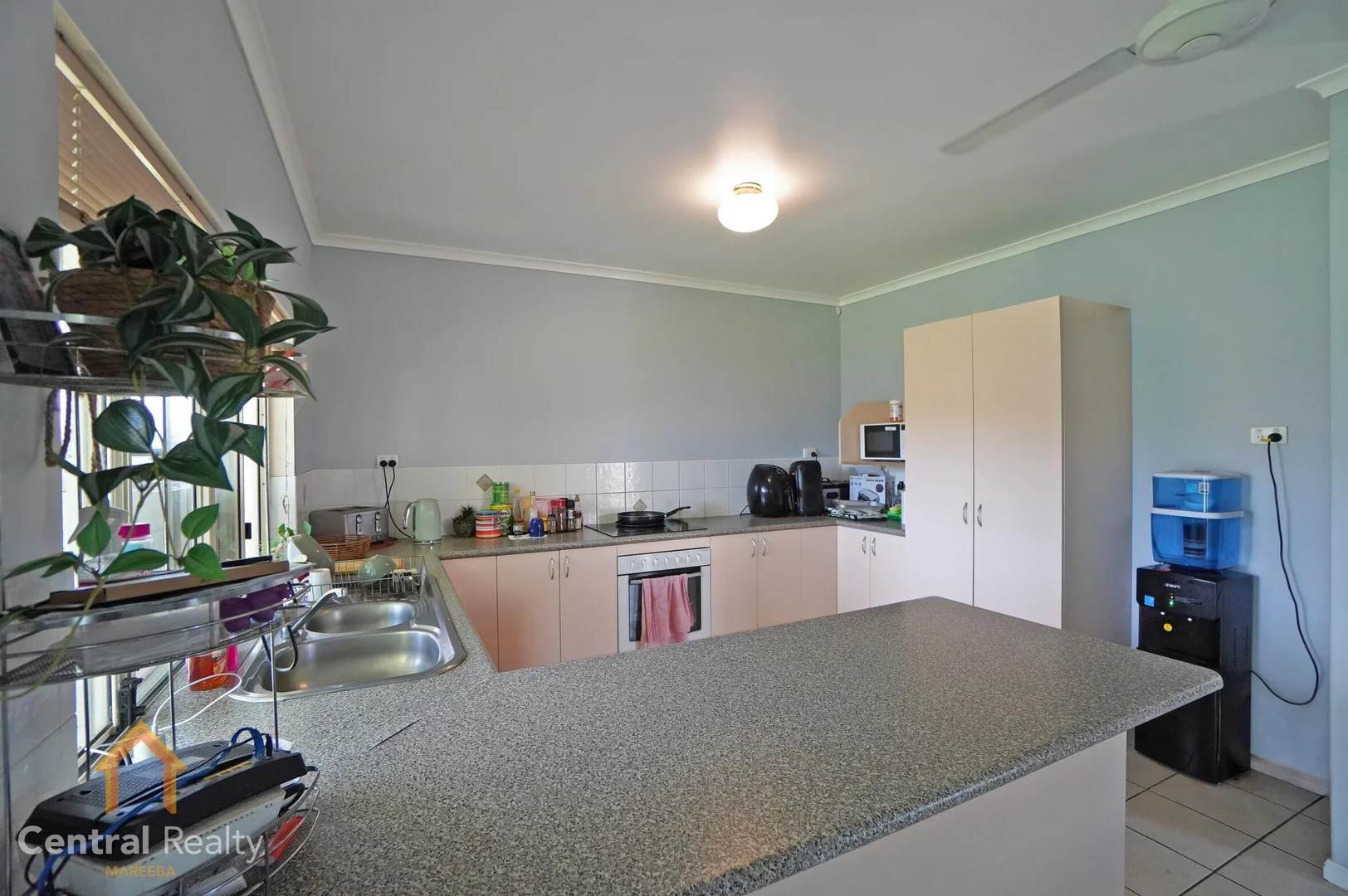 14 Mountain View Close, Mareeba QLD 4880 photo 3