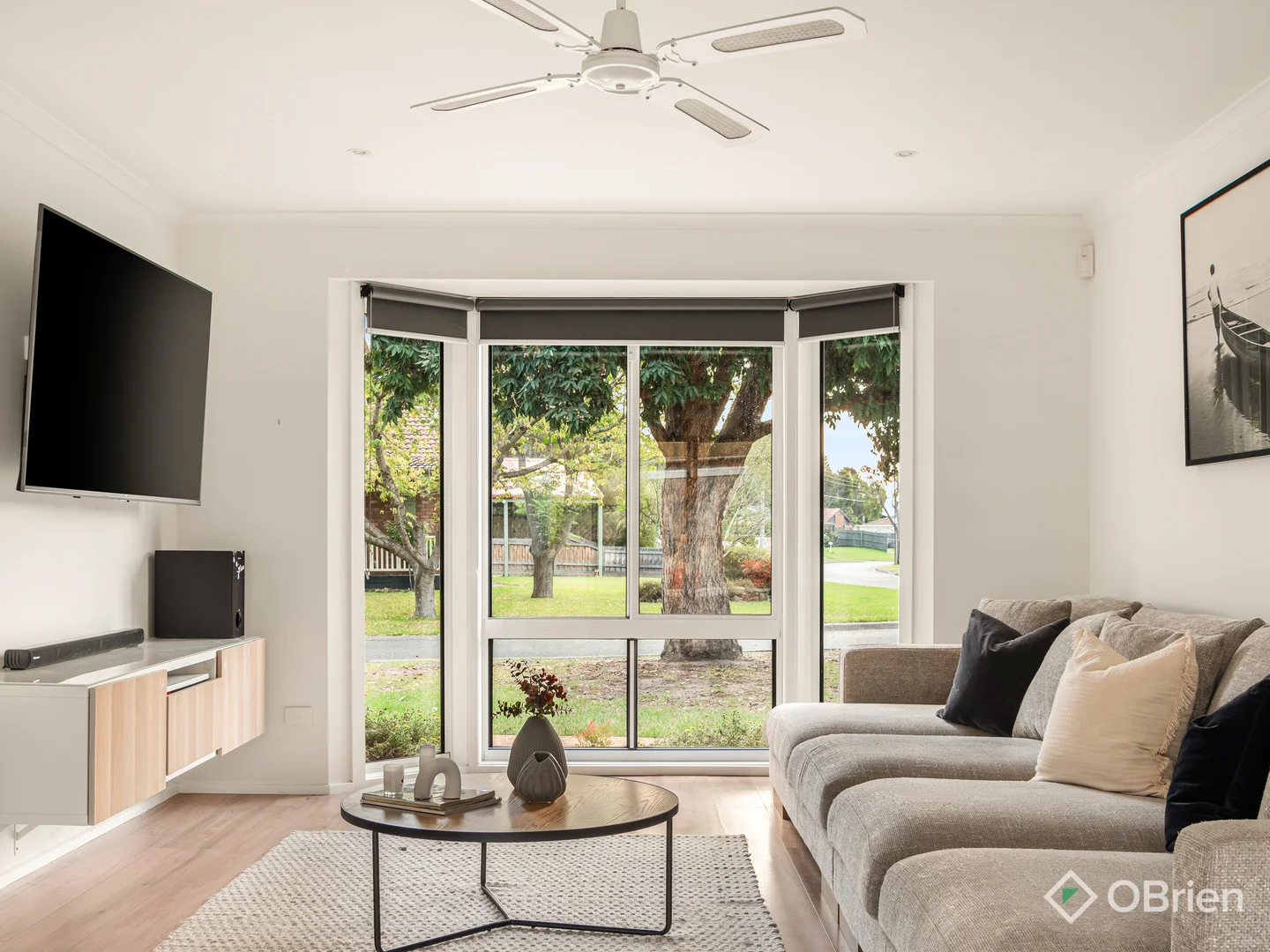 26 Dorchester Crescent, Carrum Downs VIC 3201 photo 5