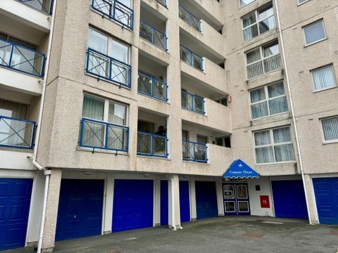 Mariners Court, Lower Street, Plymouth PL4, Studio to rent