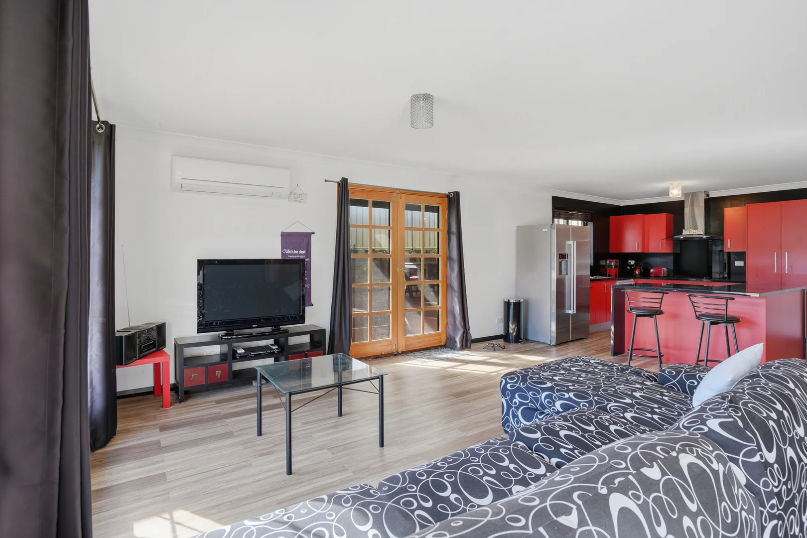 Additional image 3 of 27 Hanover Road, Cameron Park NSW 2285