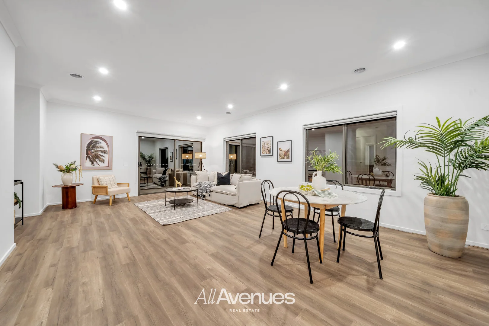 Additional image 7 of 607 Heather Grove, Clyde North VIC 3978