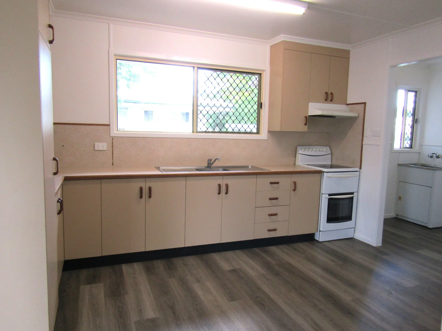 Additional image 6 of 9 Fay Street, Blackwater QLD 4717