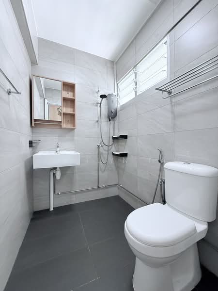 Additional image 10 of 242 Serangoon Avenue 3