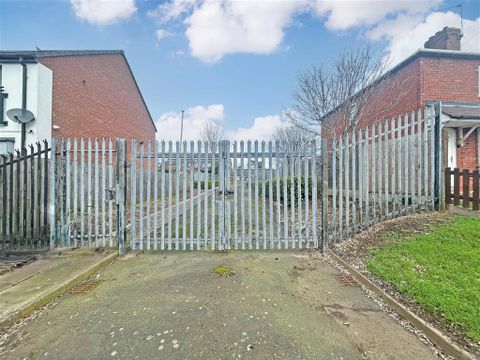 Fourth Avenue, Wolverhampton WV10, Land for sale