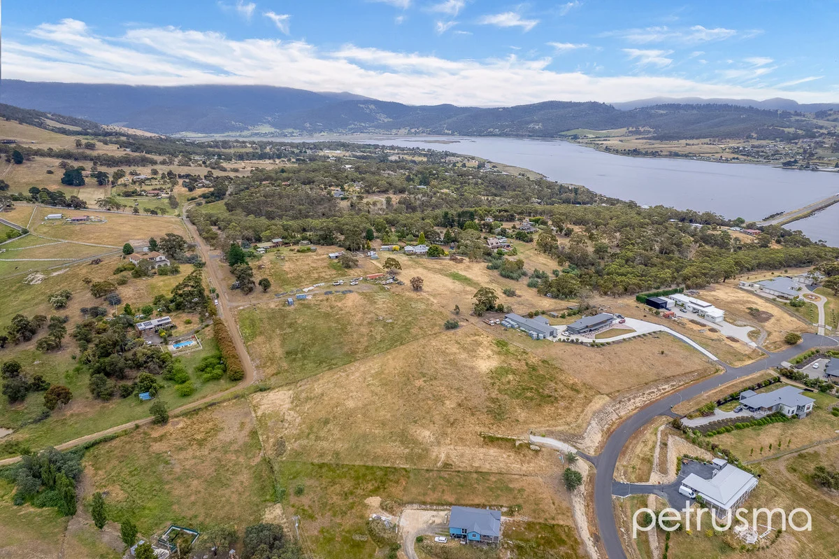 Additional image 4 of Granton TAS 7030