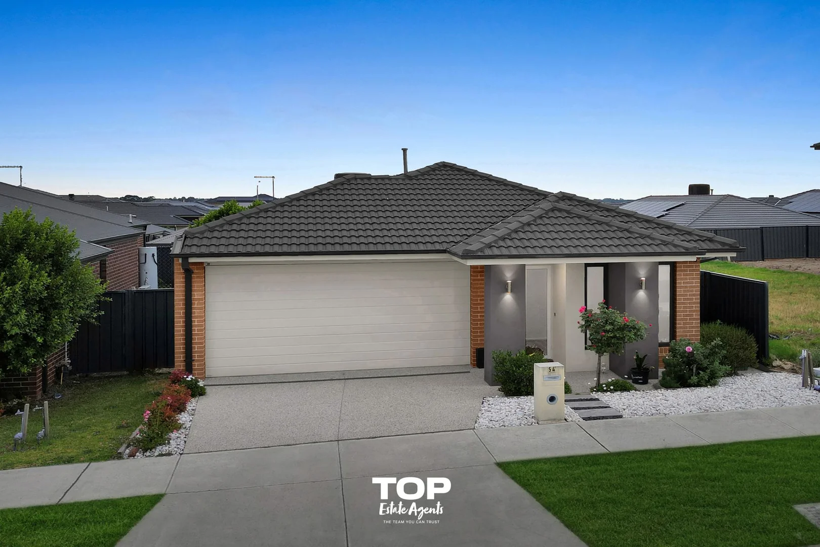 54 Adriatic Circuit, Clyde VIC 3978 photo 3
