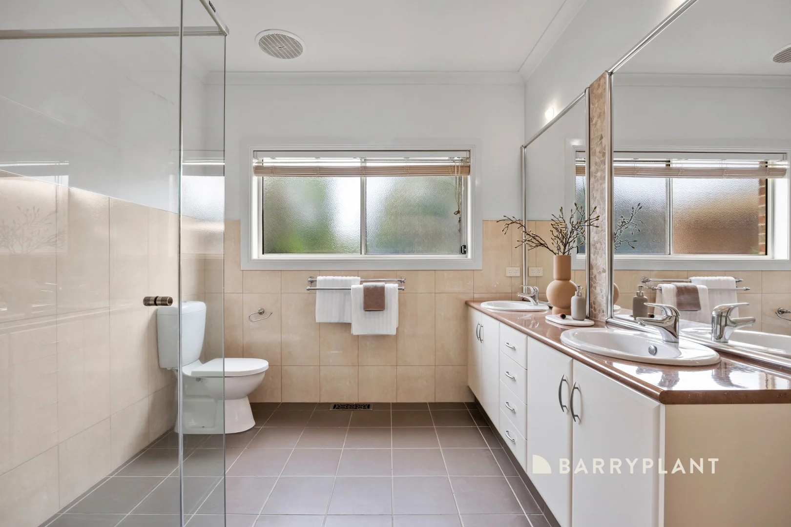 Additional image 13 of 2 Clayden Rise, Lysterfield VIC 3156