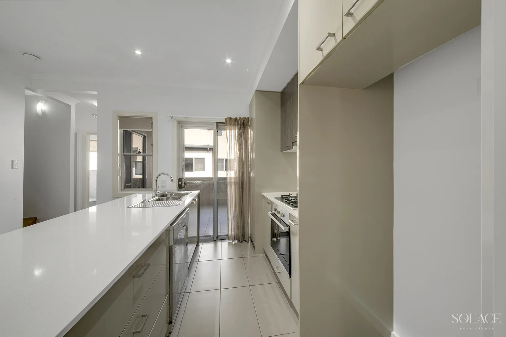 Additional image 5 of 14/10-12 Flinders Street, West Gladstone QLD 4680