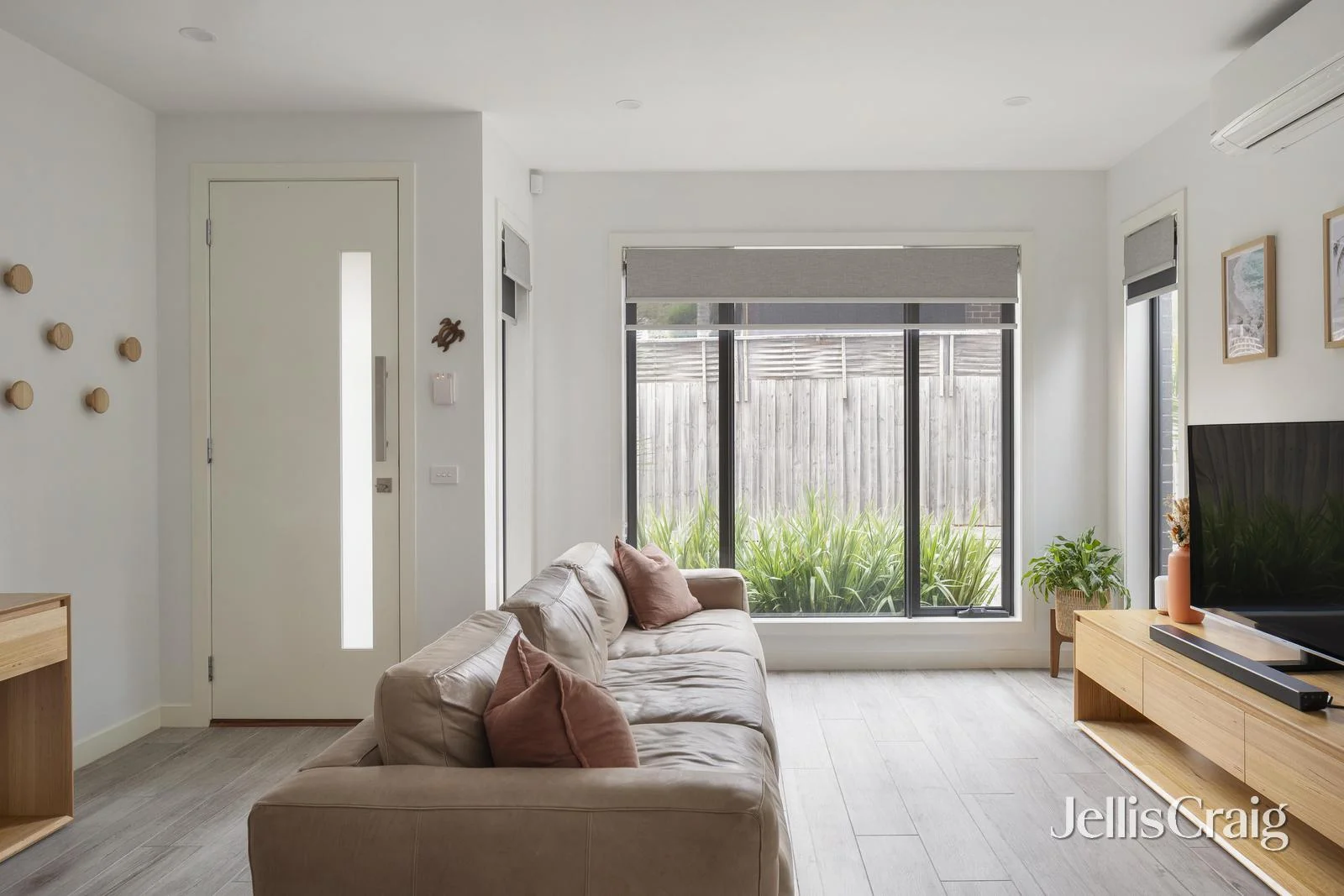 Additional image 2 of 2/24 Alfred Street, Heidelberg Heights VIC 3081