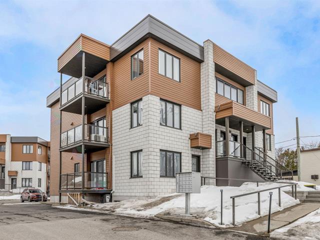 1439 Rue St-Jacques