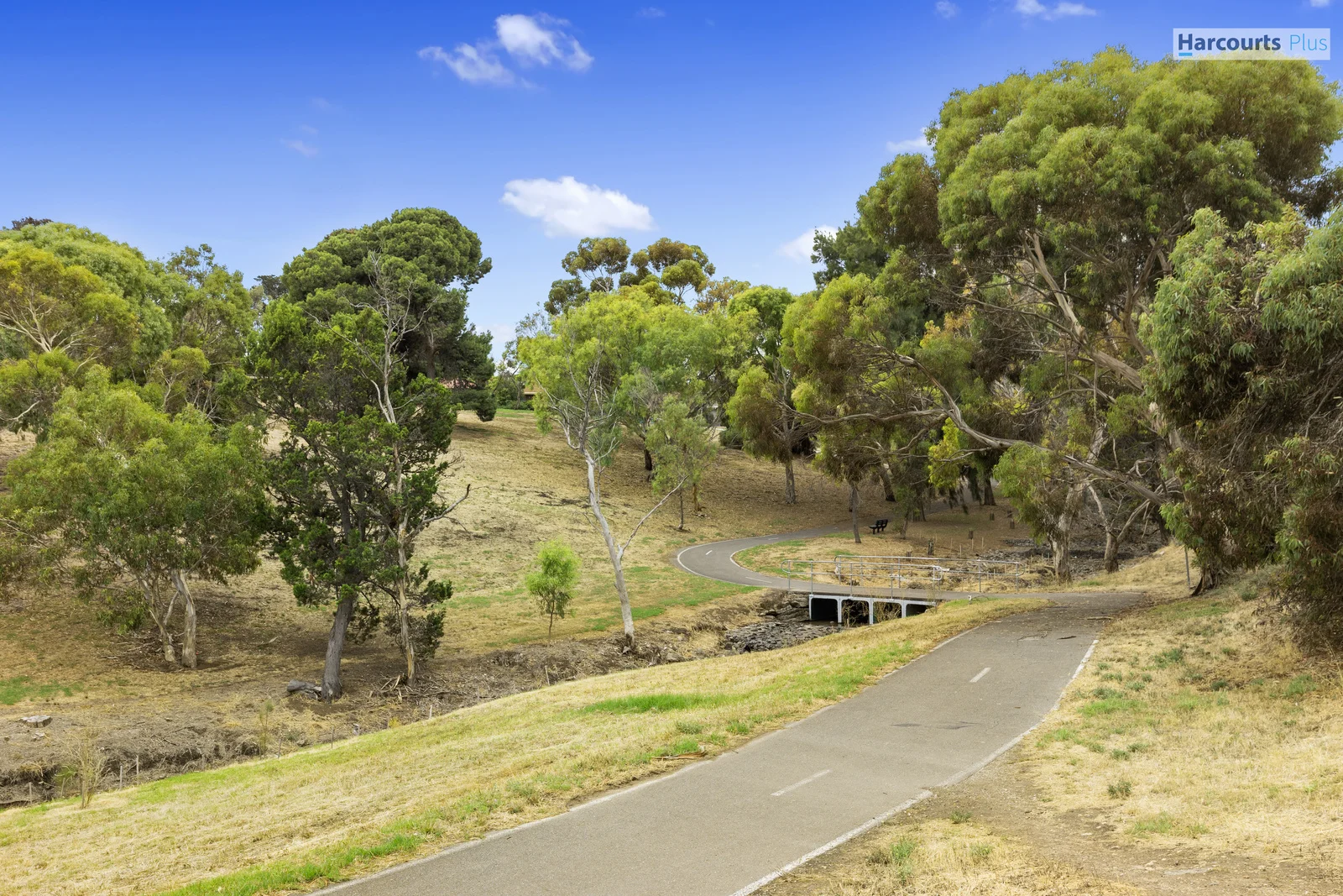 Additional image 21 of 30 Brett Crescent, Hallett Cove SA 5158
