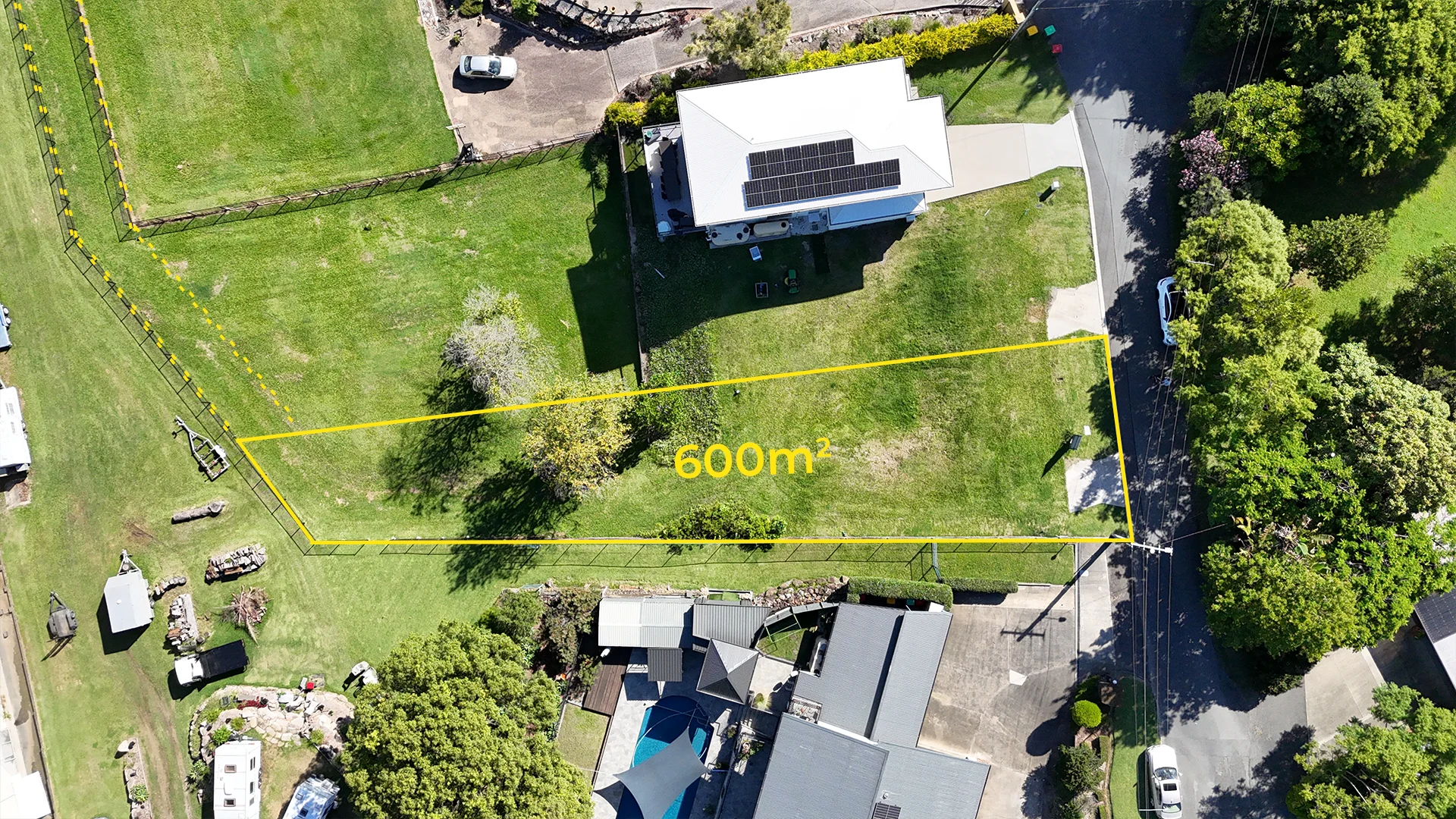 12 Burnside Court, Ashmore QLD 4214