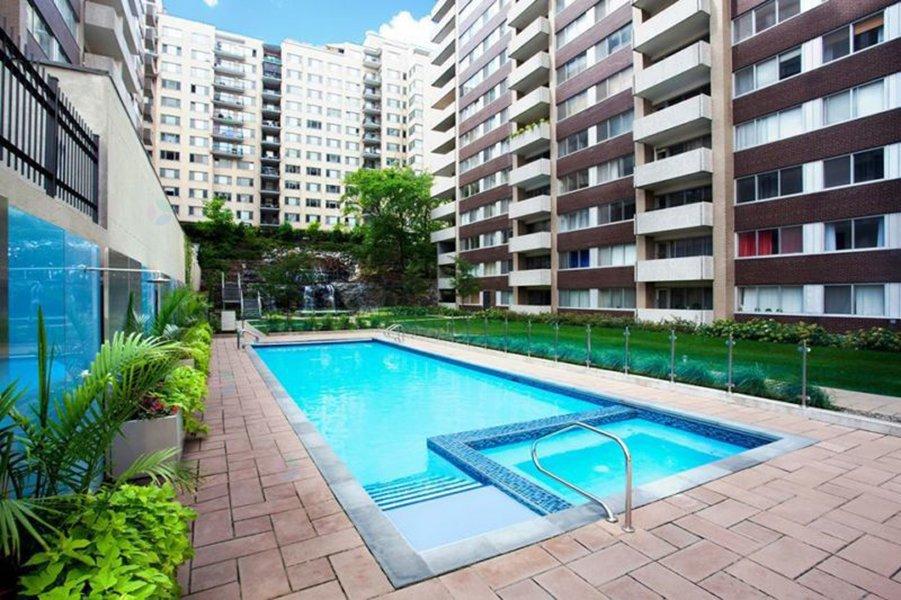 3475 Rue de la Montagne