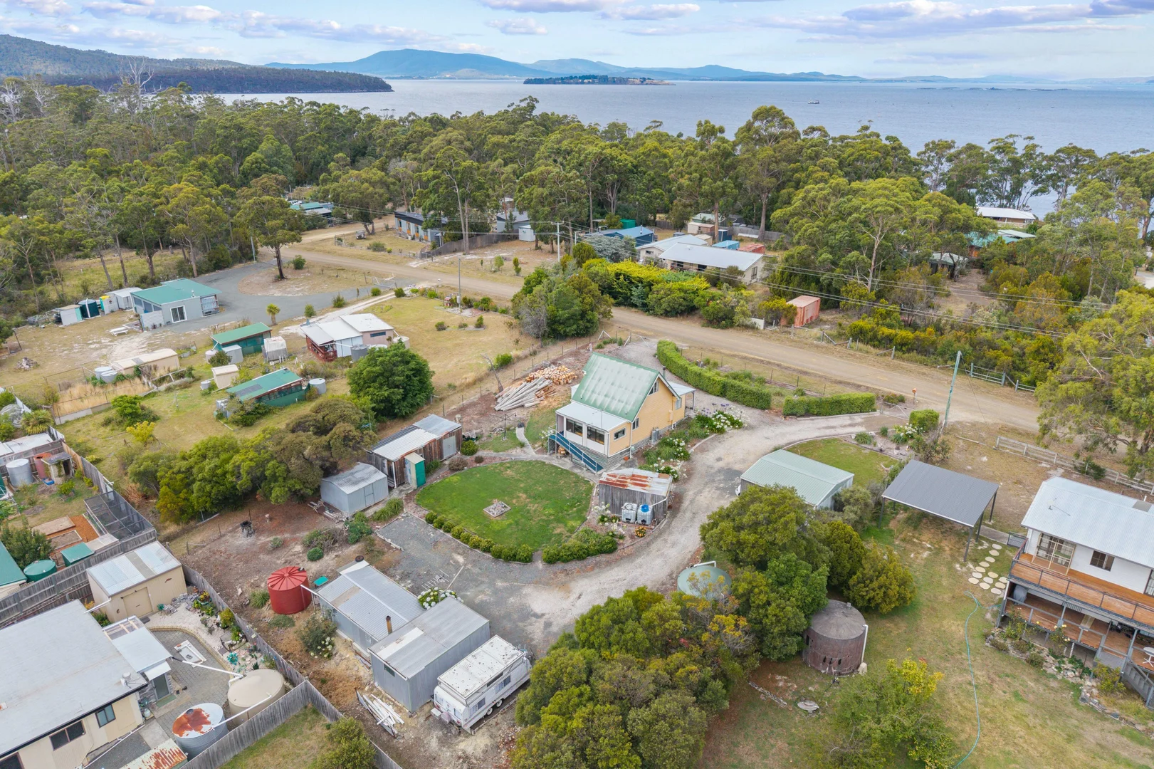 Additional image 19 of 19 Cray Point Parade, Eggs And Bacon Bay TAS 7112