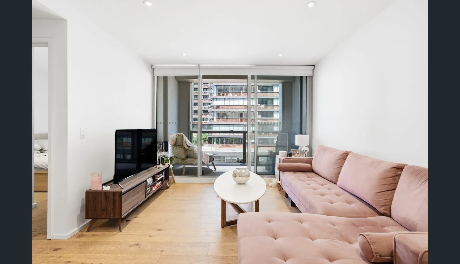 702W/888 Collins Street, Docklands VIC 3008