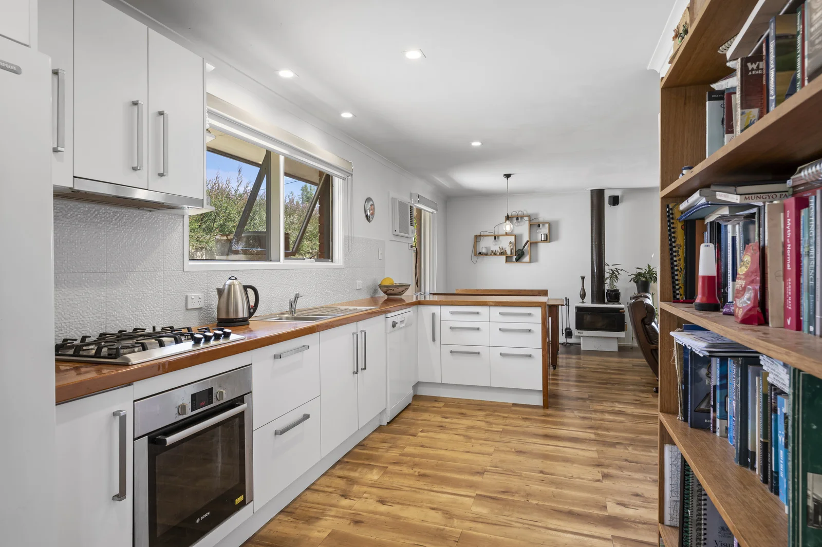 40 Highton Lane, Mansfield VIC 3722 photo 4