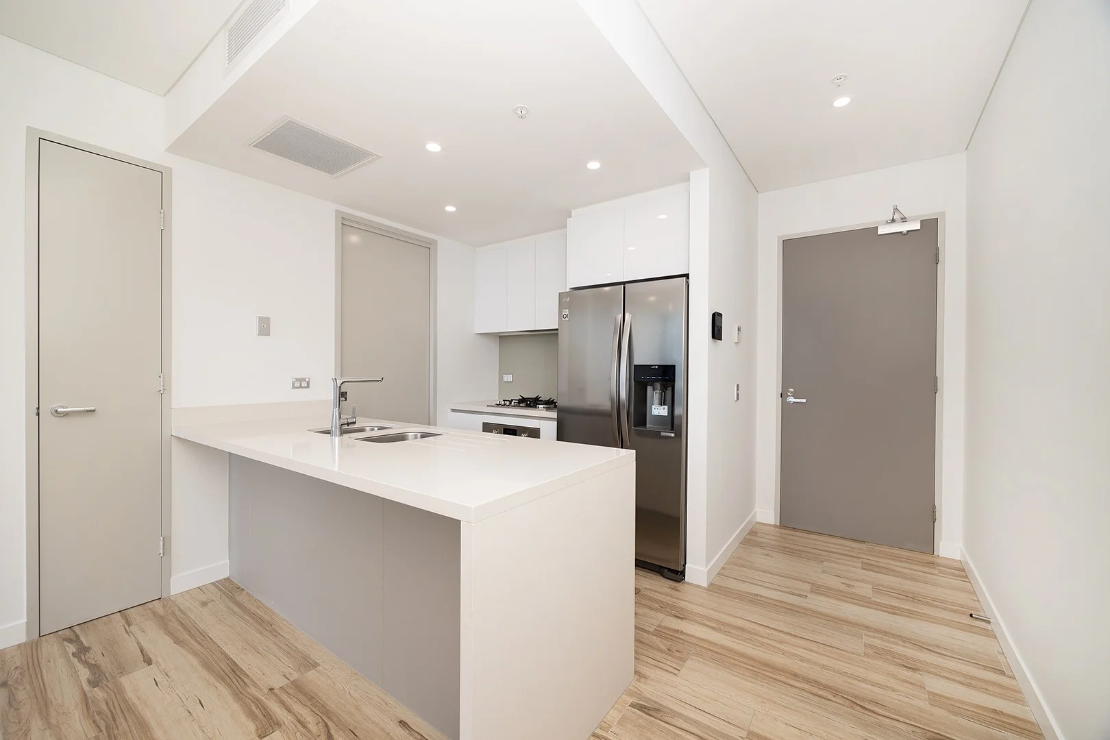 Additional image 3 of 1602/2 Como Crescent, Southport QLD 4215