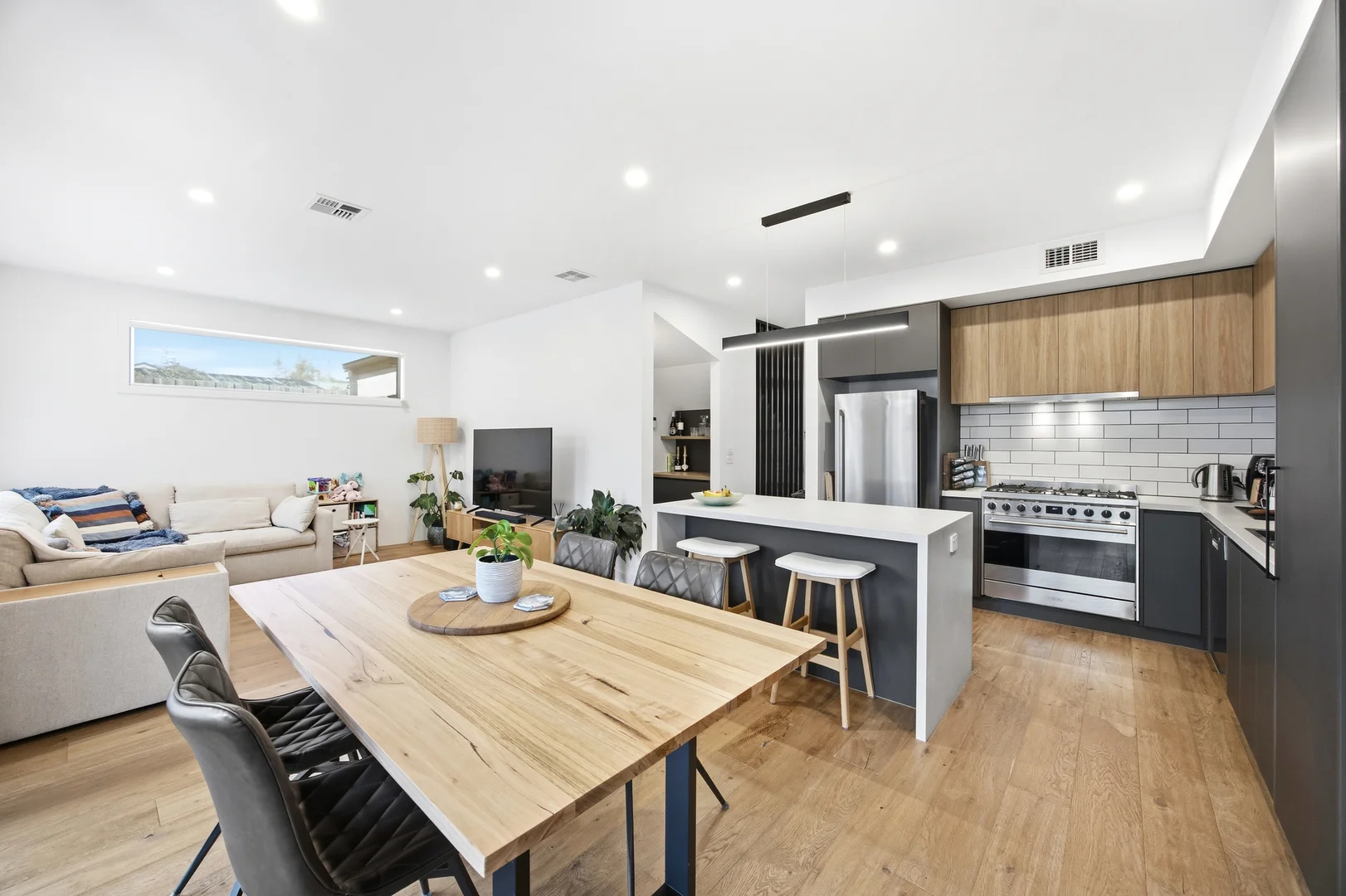Additional image 2 of 3/16 Byron Road, Kilsyth VIC 3137