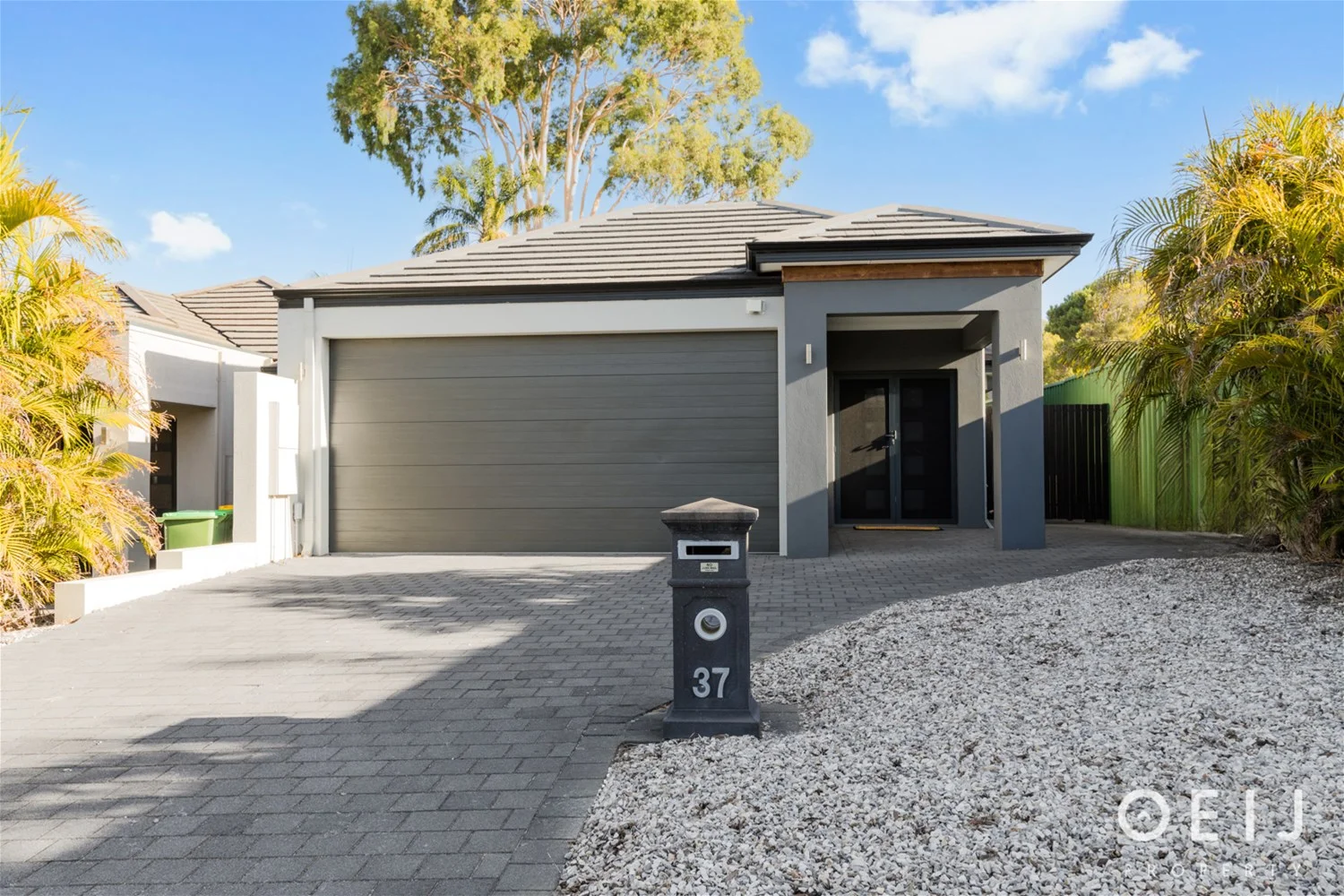 37 Bellairs Road, Kardinya WA 6163
