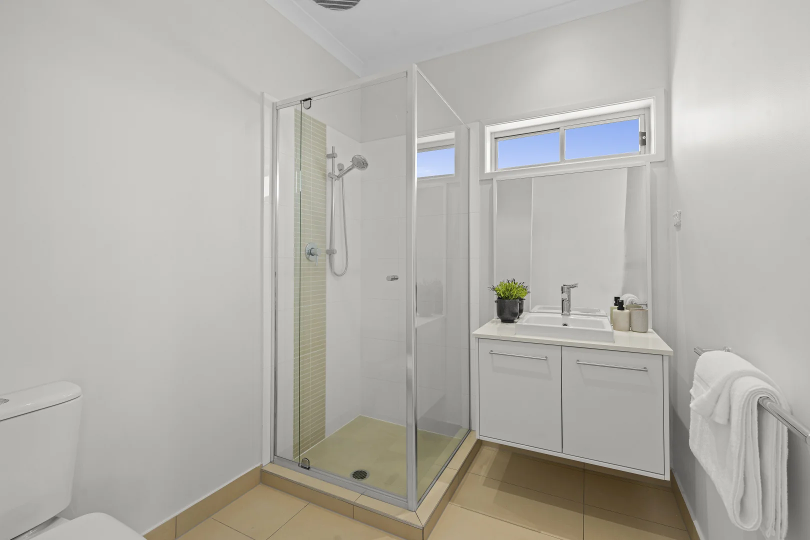 Additional image 29 of 23 Knightsbridge Parade West, Sovereign Islands QLD 4216