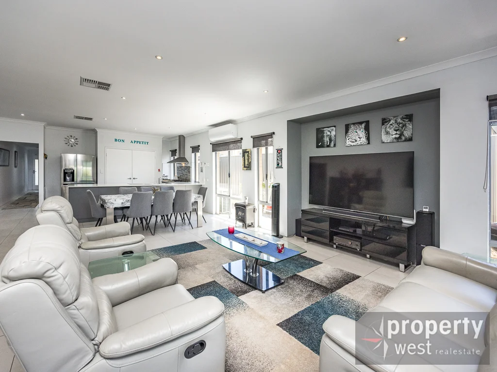 Additional image 15 of 29 Fishbone Turn, Banksia Grove WA 6031