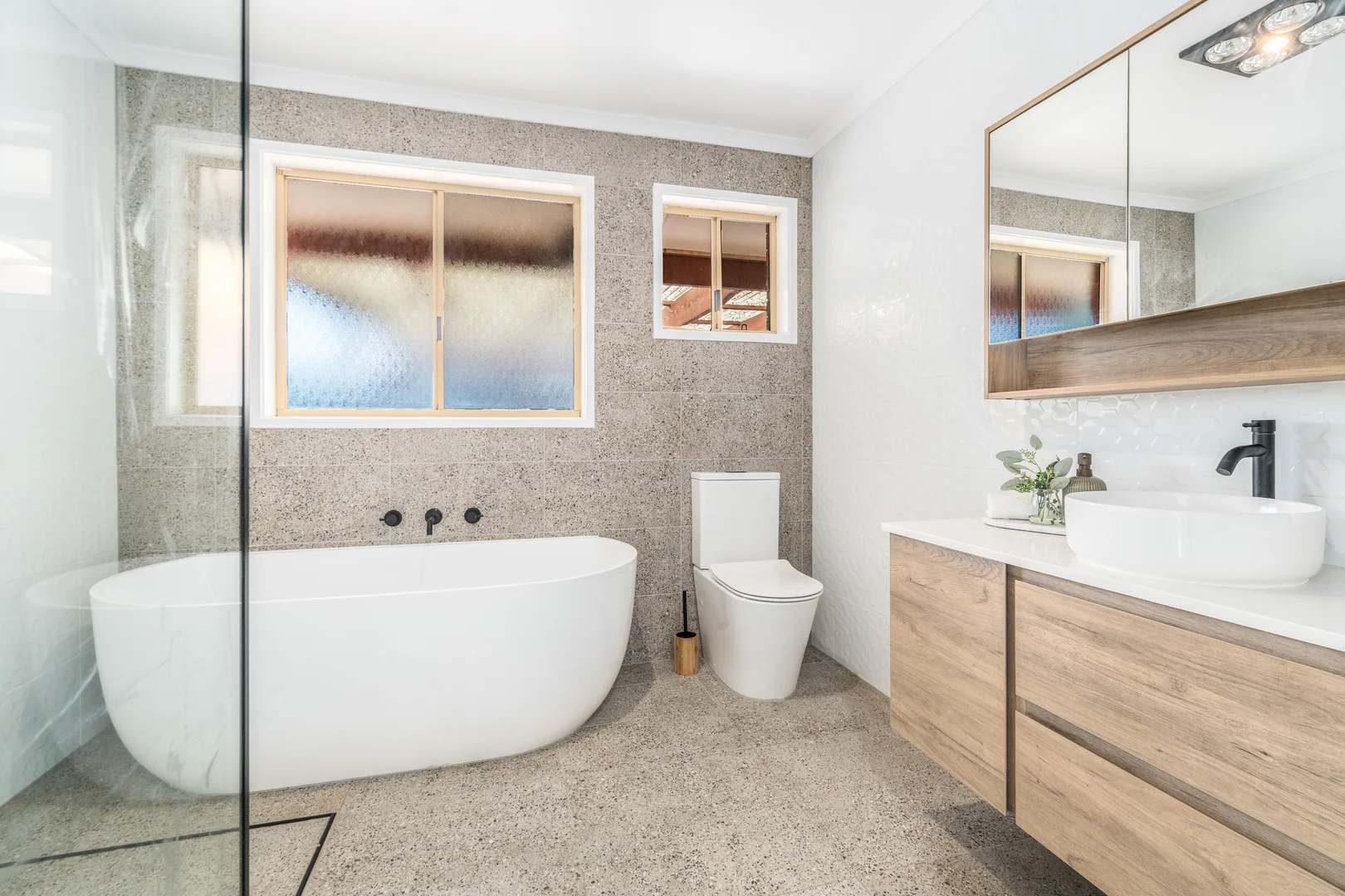 Additional image 16 of 6 Castlemaine Court, Corio VIC 3214