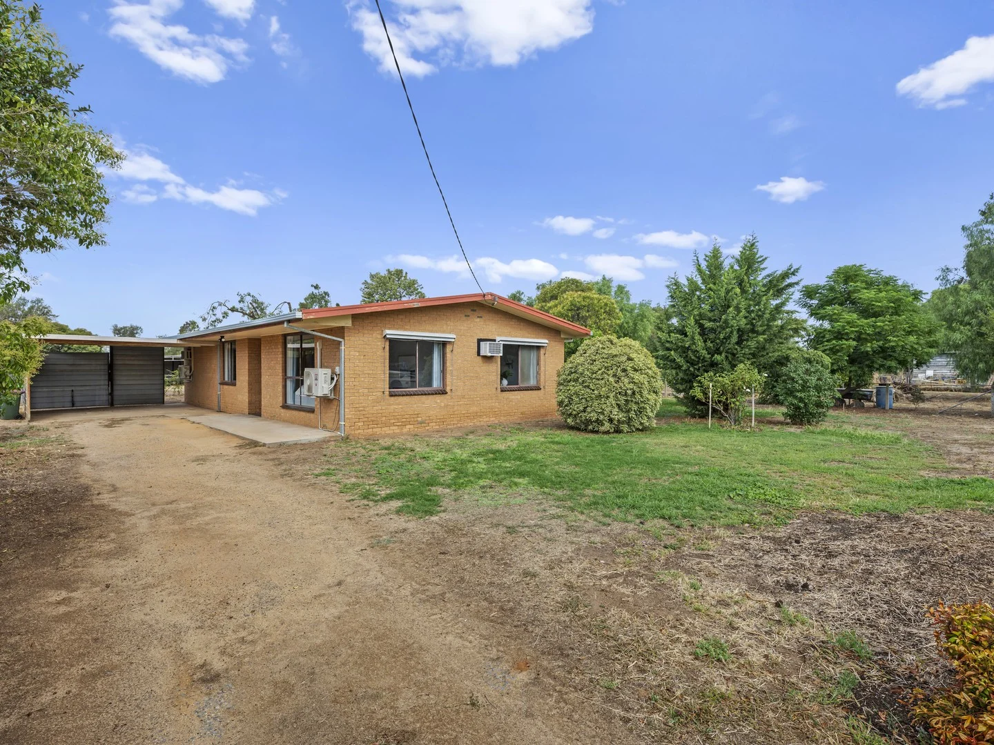 39 Devenish Road, St James VIC 3727