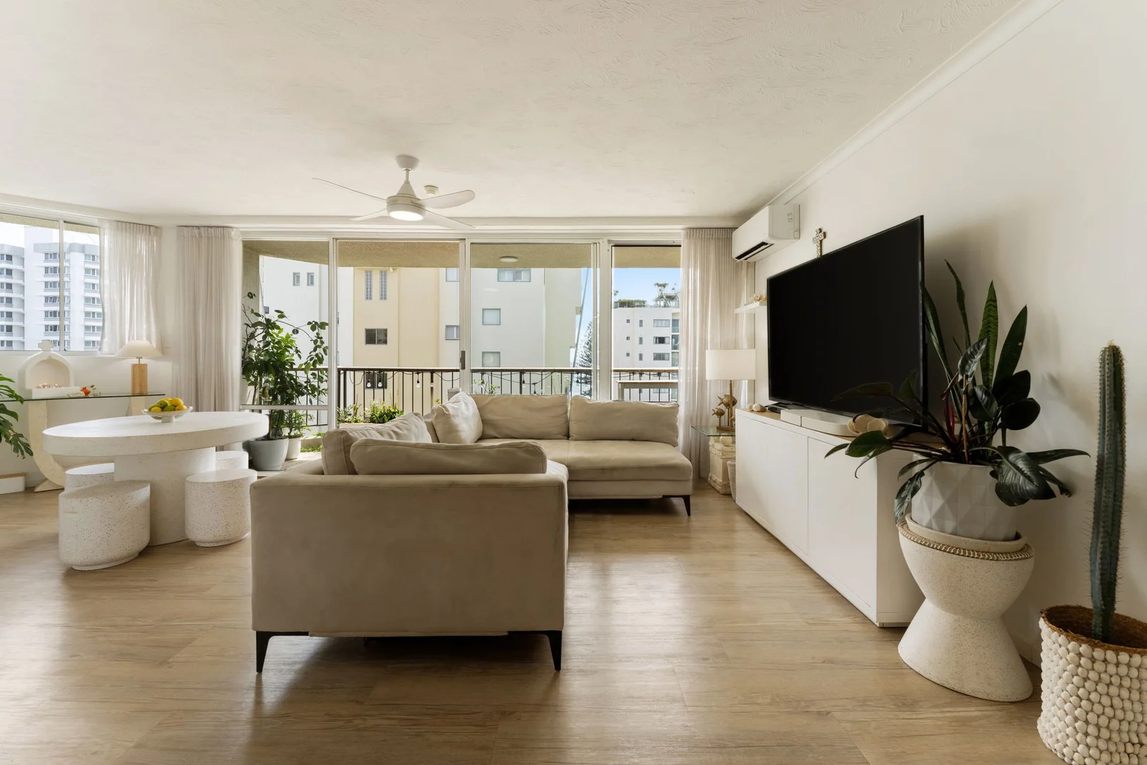 Additional image 5 of 701/255-261 Boundary Street, Rainbow Bay QLD 4225