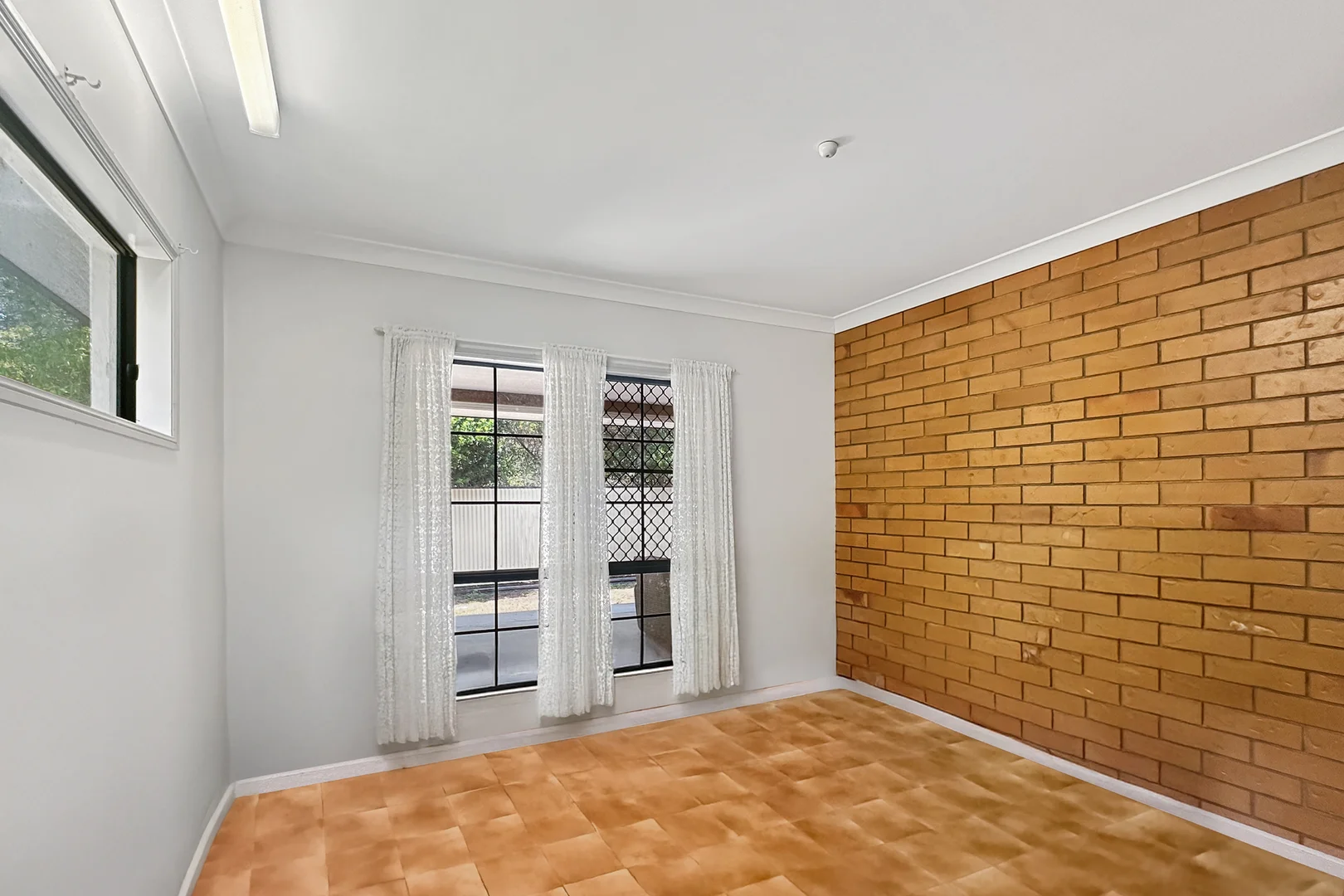 Additional image 10 of 12 Hastie Street, Mareeba QLD 4880