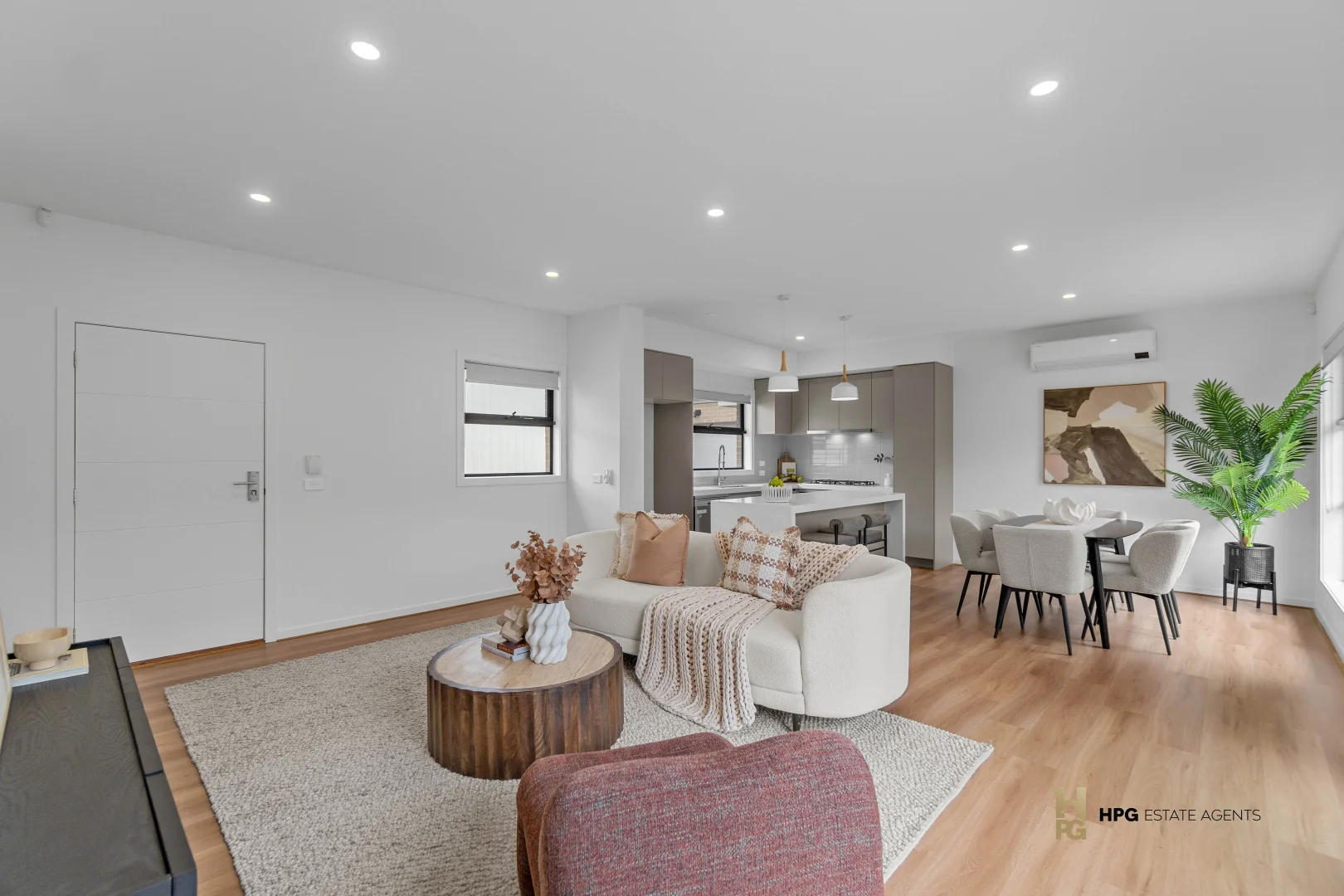 Additional image 4 of 2/33 Eumarella Street, Tullamarine VIC 3043
