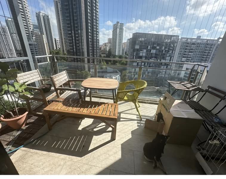 93 Robertson Quay photo 3