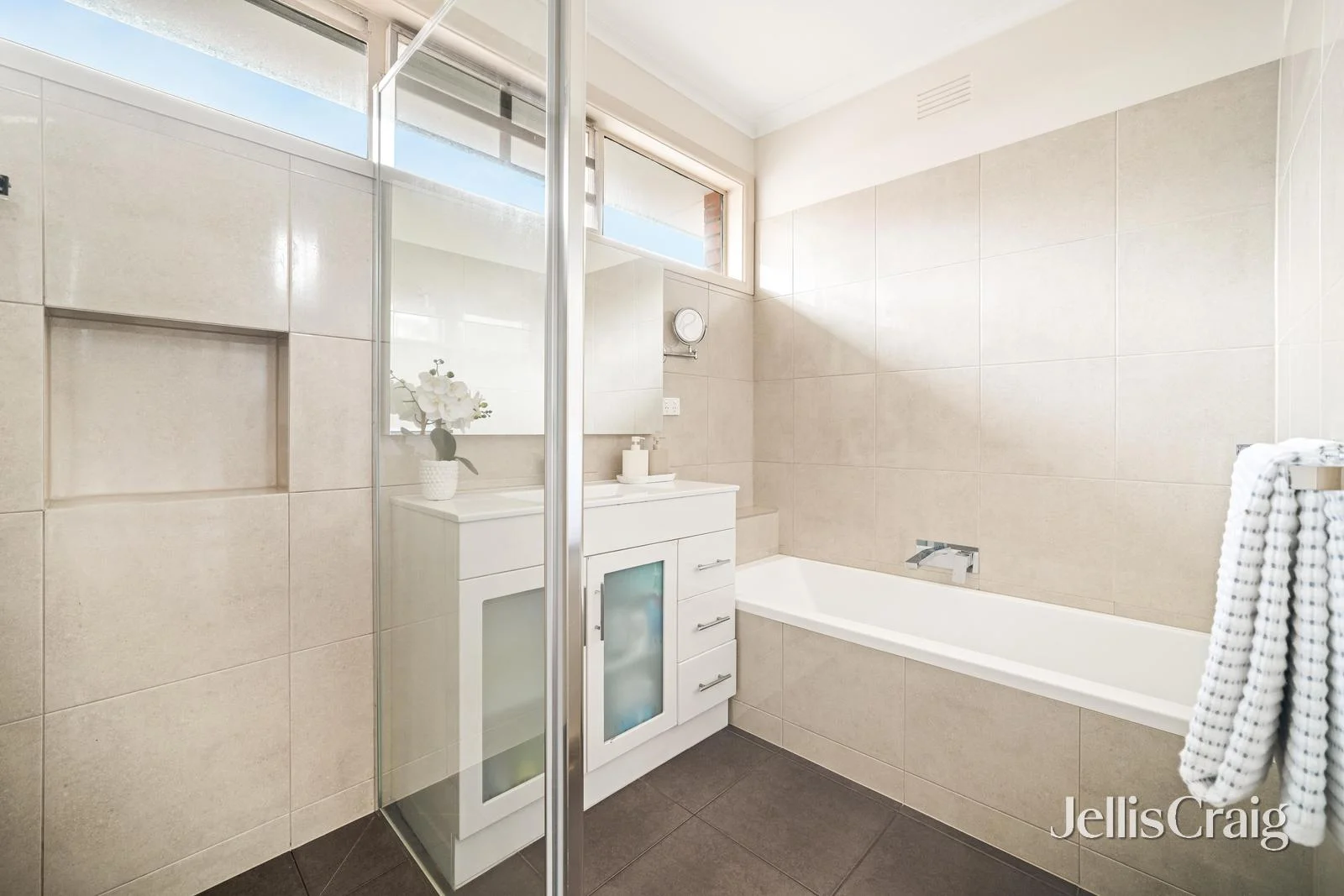 Additional image 8 of 27 Jacaranda Avenue, Cheltenham VIC 3192