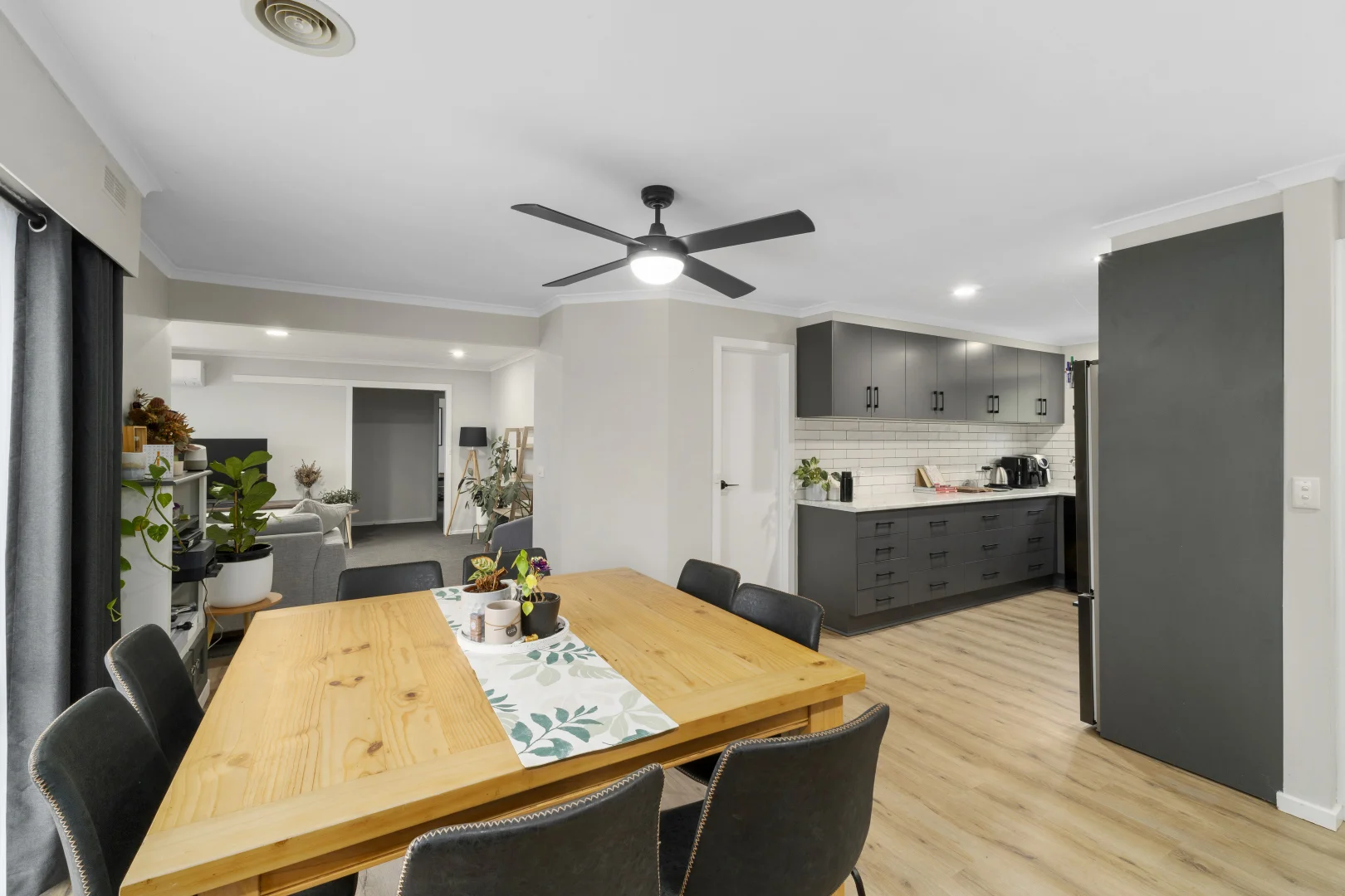 1 Baker St, Colac VIC 3250 photo 3