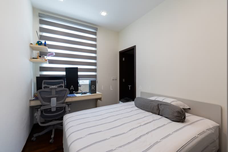 42 Eastwood Road photo 5