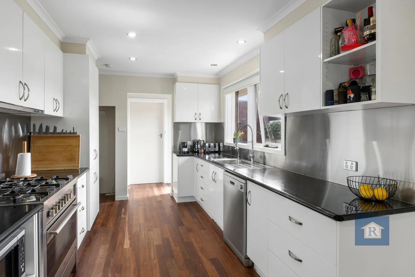 1 Troy Street, Colac VIC 3250 photo 2