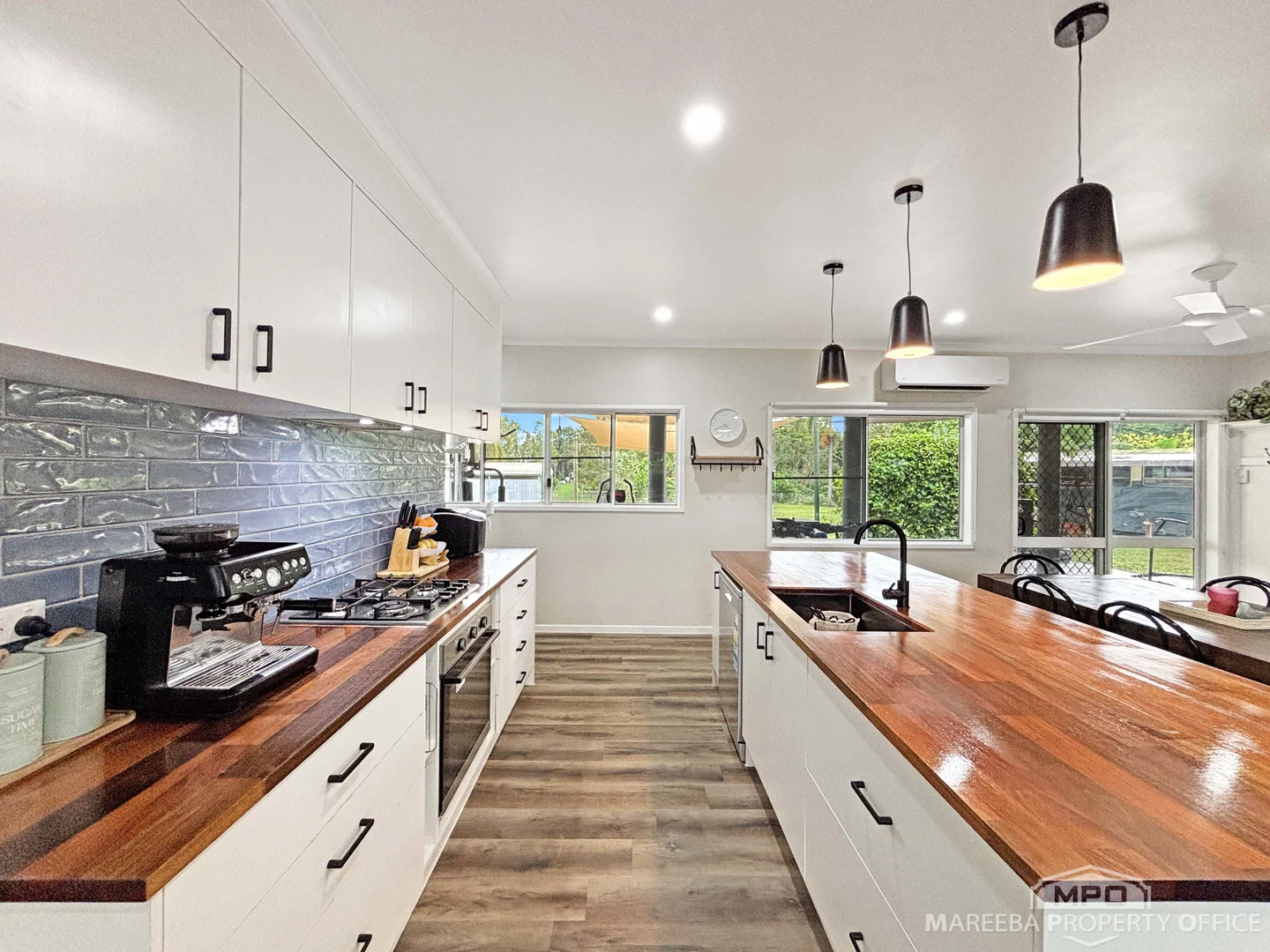 75 Hastie Road, Mareeba QLD 4880 photo 3