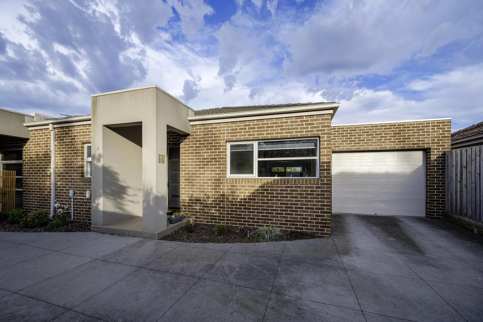 2/41A Broadhurst Avenue, Reservoir VIC 3073
