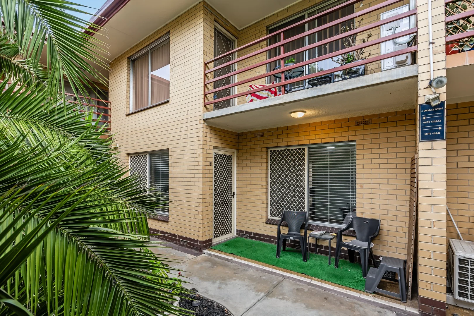 3/4 Douglas Grove, Glenelg North SA 5045