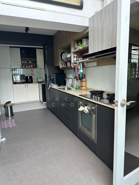 539 Serangoon North Avenue 4 photo 5