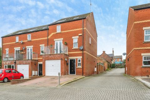 Courtyard Place, Spondon, Derby DE21