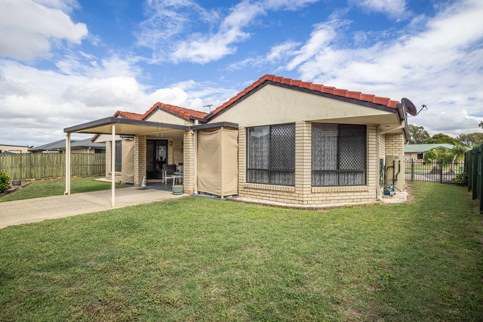 Additional image 28 of 33 Columbia Drive, Beachmere QLD 4510