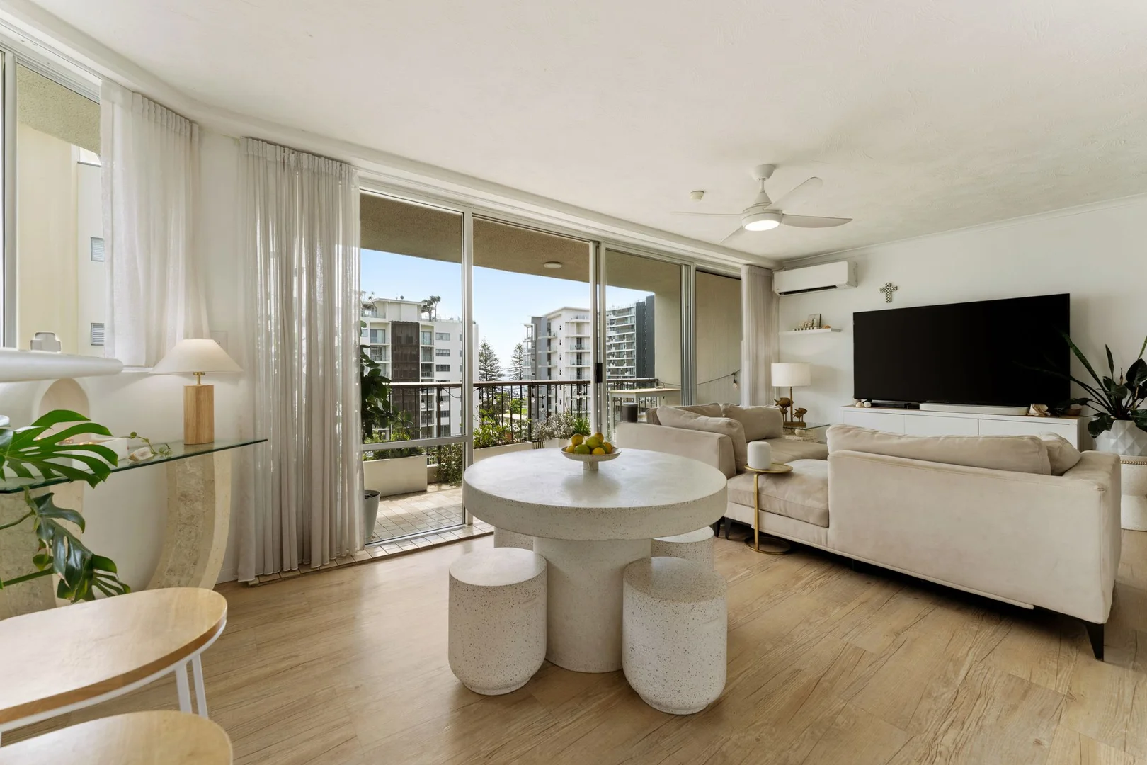 Additional image 11 of 701/255-261 Boundary Street, Rainbow Bay QLD 4225